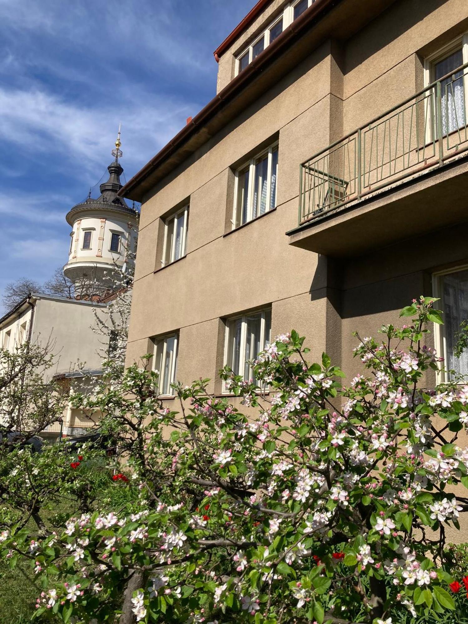 Spacious Apartment - Free Parking! Praga Esterno foto