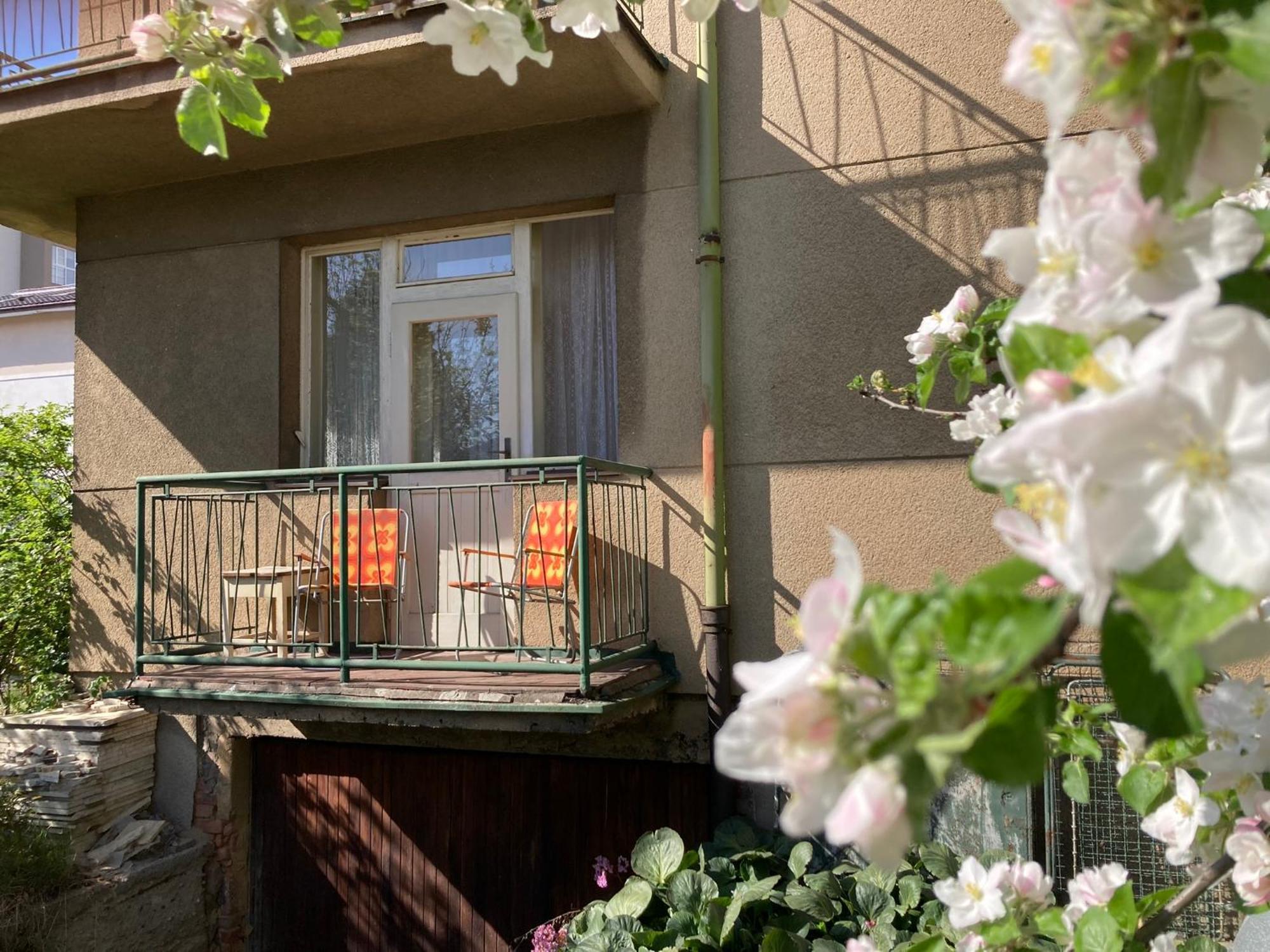 Spacious Apartment - Free Parking! Praga Esterno foto